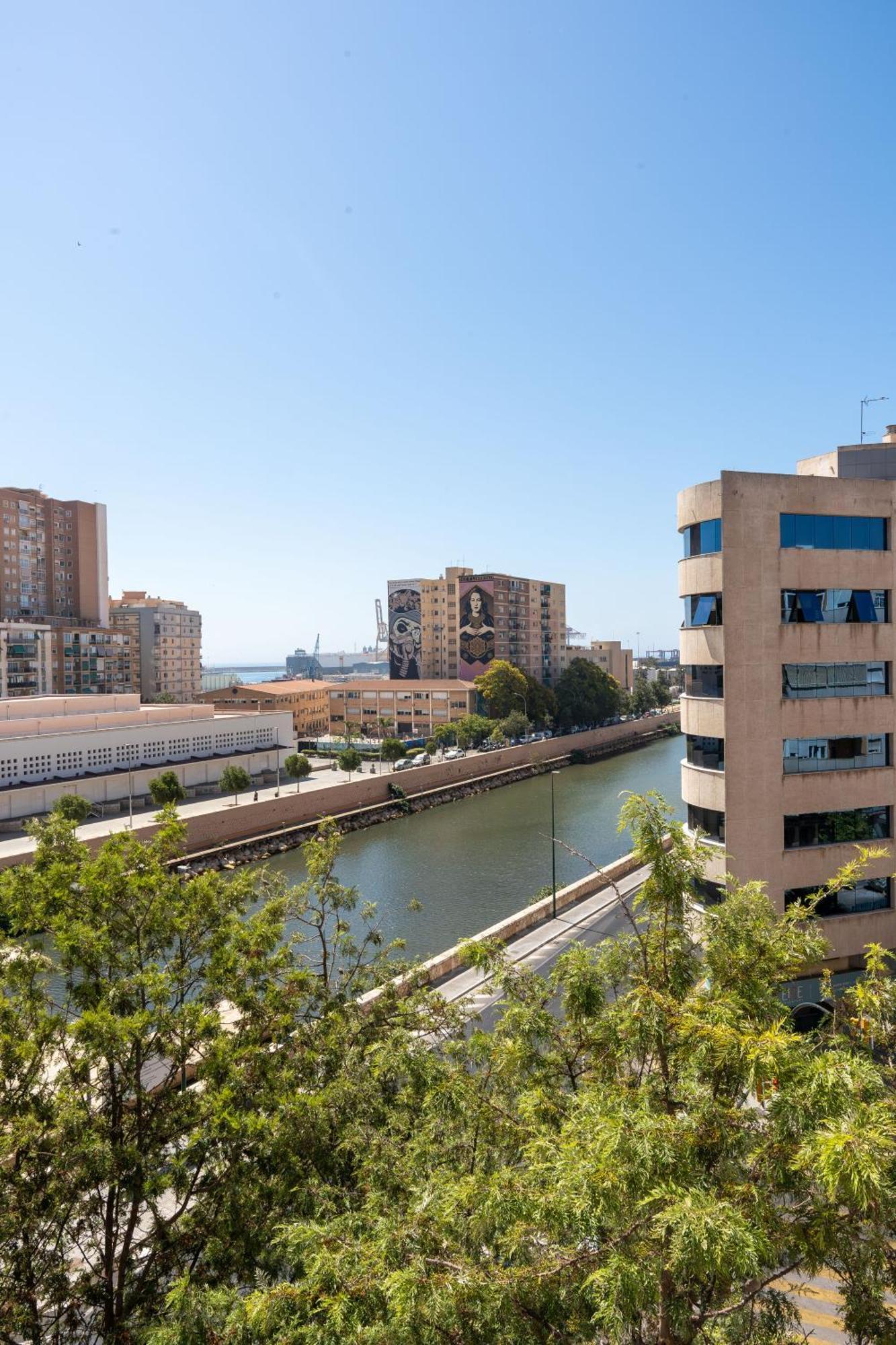Bubu - Apartamentos En El Centro Málaga Eksteriør billede