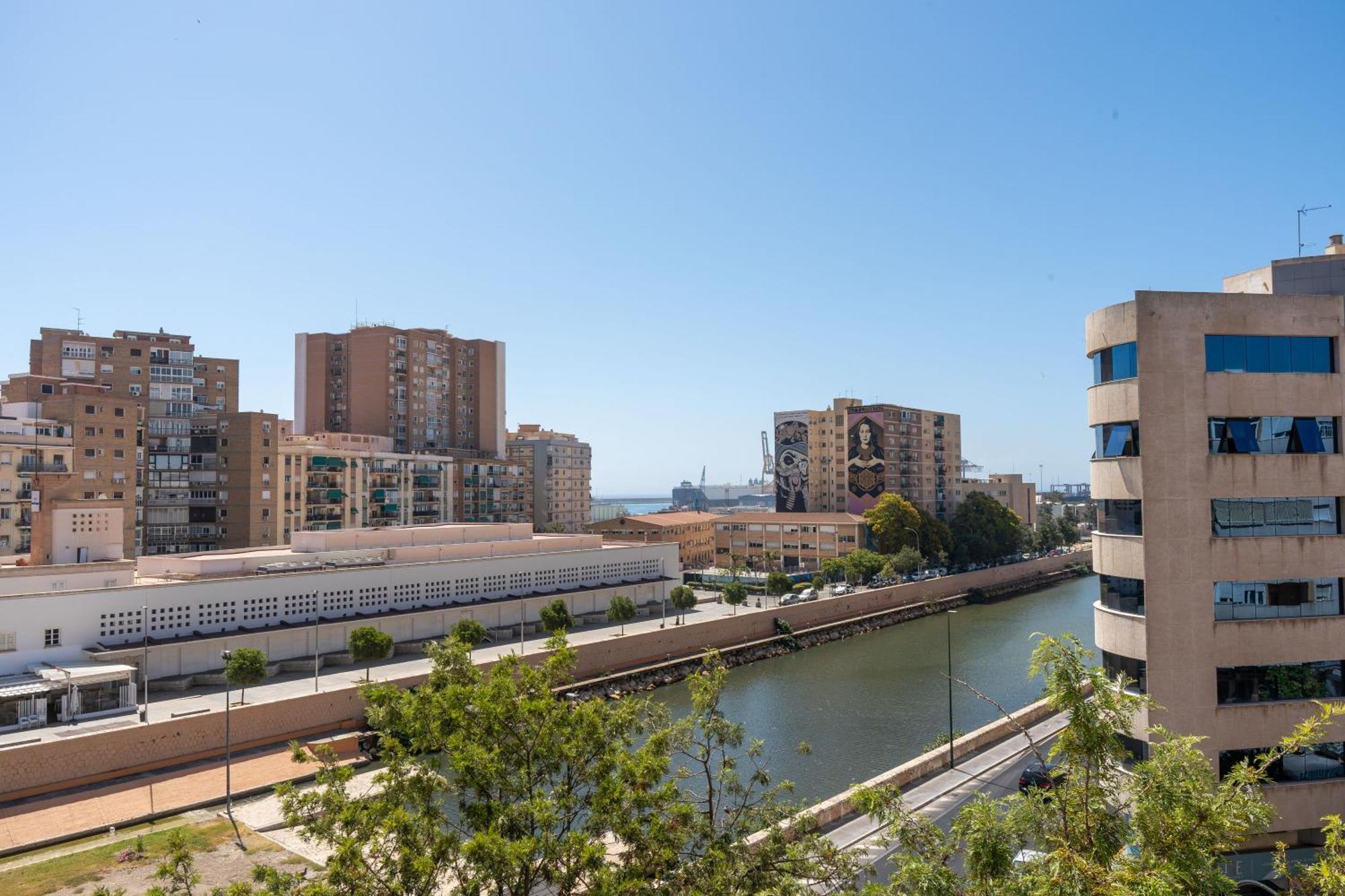 Bubu - Apartamentos En El Centro Málaga Eksteriør billede