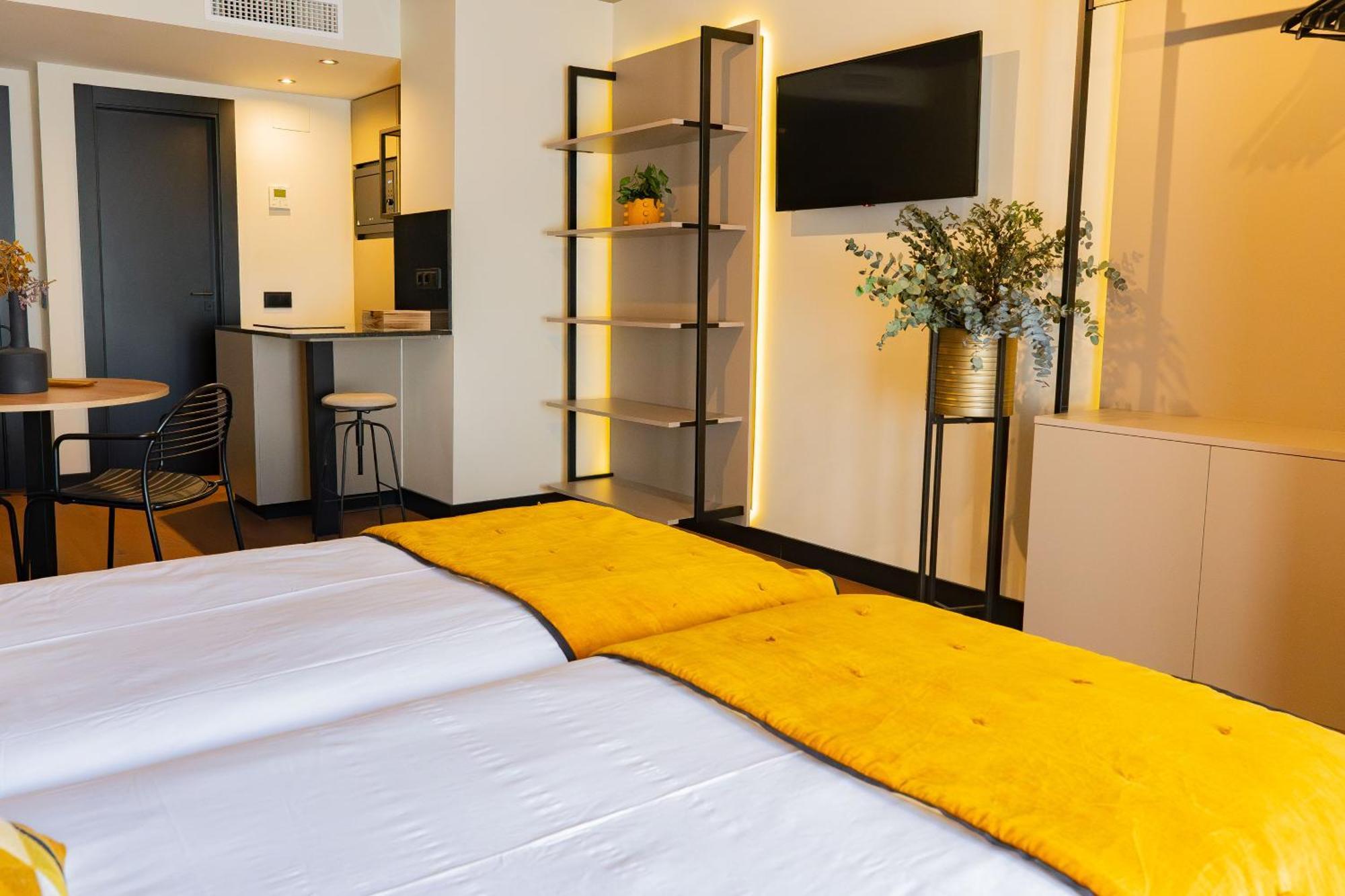 Bubu - Apartamentos En El Centro Málaga Eksteriør billede