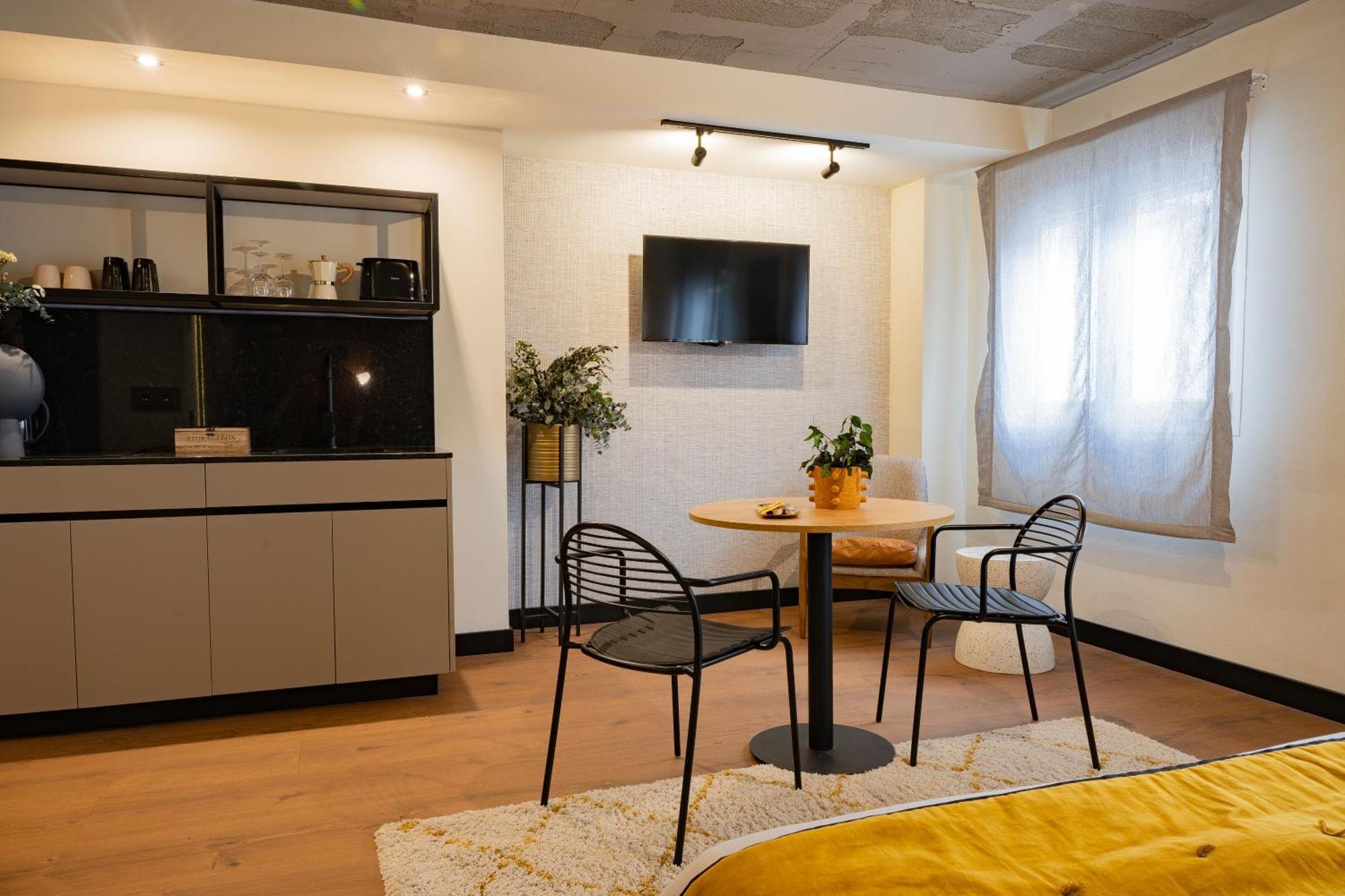 Bubu - Apartamentos En El Centro Málaga Eksteriør billede